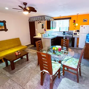 Cande's Isla Mujeres